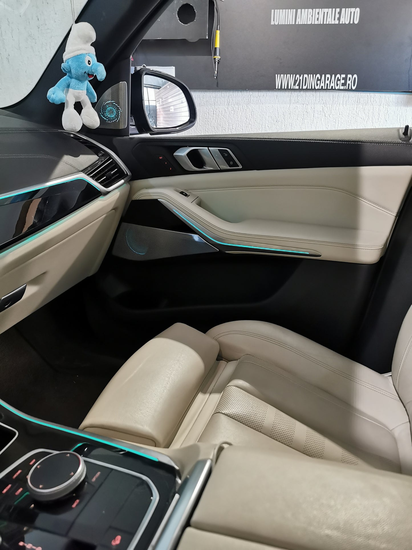 Set capace boxe cu lumina ambientala compatibile cu BMW X5 G05 bowers wilkins bowers&wilkins capace aluminiu iluminat ambiental sistem 3d 